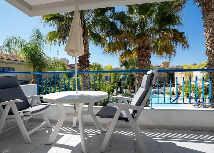 Sapphire Oasis Apartman *