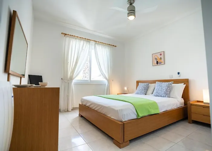 Sapphire Oasis * Paphos