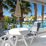 Sapphire Oasis דירה