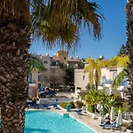 Sapphire Oasis *